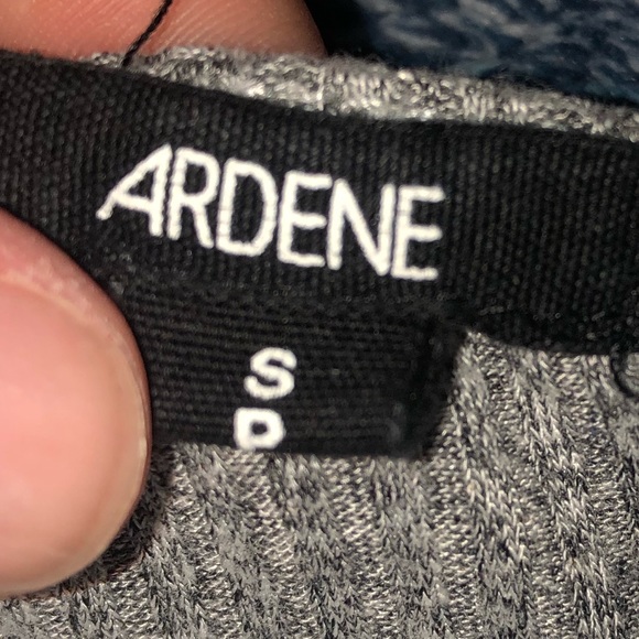 Tank top 8$ - Picture 2 of 2